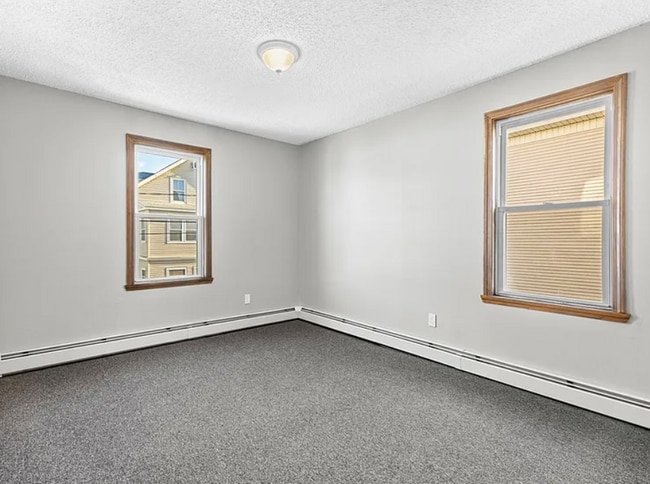 Building Photo - 177 Tripp St