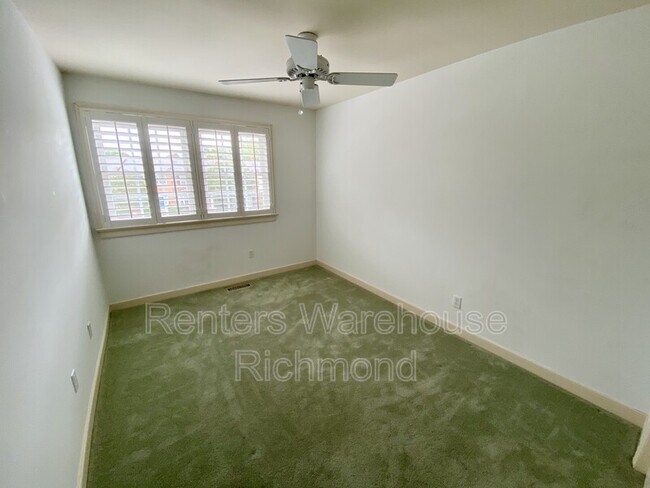 Building Photo - 2215 Brightmoor Ct