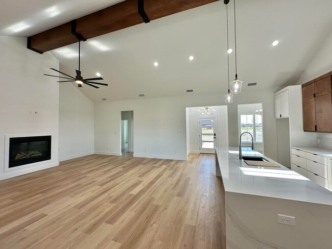 Foto del edificio - 7530 56th St