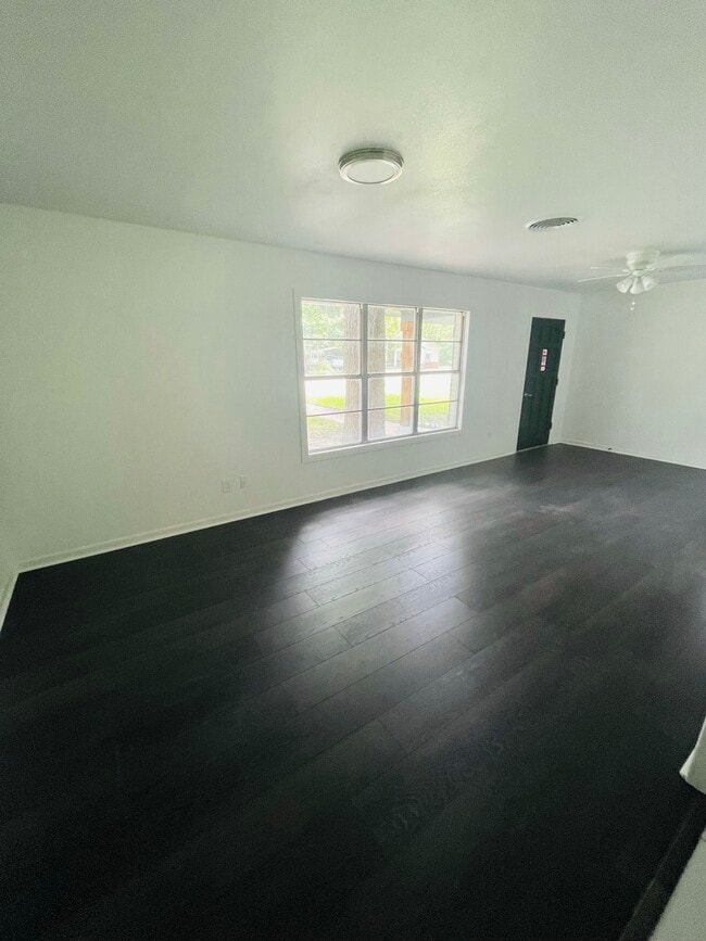 Foto del edificio - 544 N 37th St