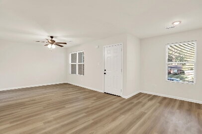 Foto del edificio - "4-Bed, 2-Bath Retreat in Memphis – Your Perfect Sanctuary Awaits!"
