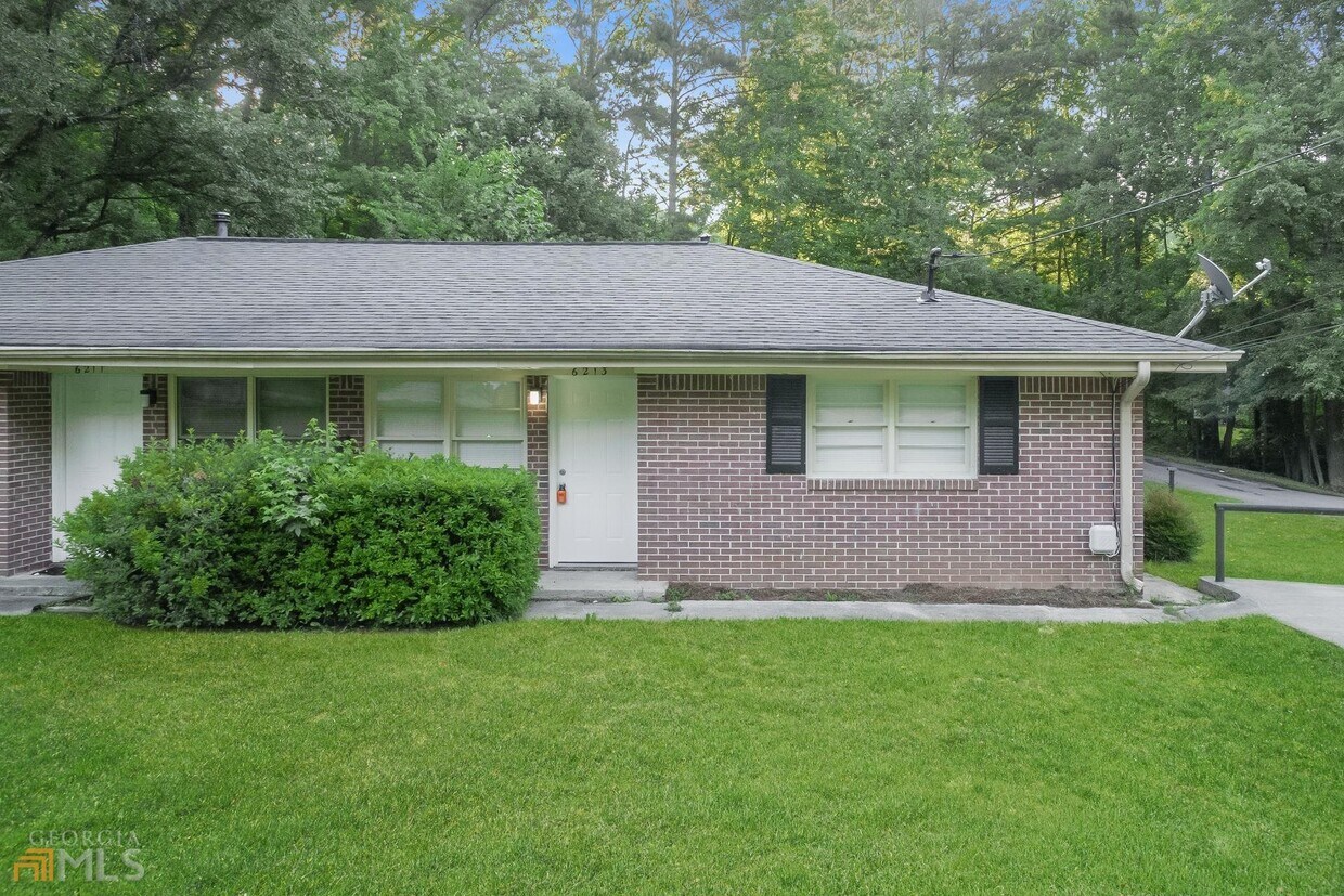 6213 Florrie Dr, Mableton, GA 30126 House Rental in Mableton, GA