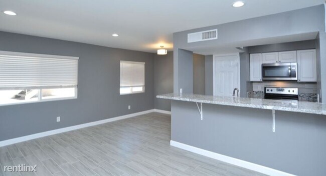 Building Photo - 6609 East Calle Alegria