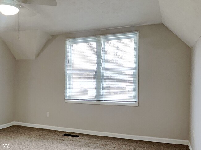 Foto del edificio - 116 UNIT B S B St