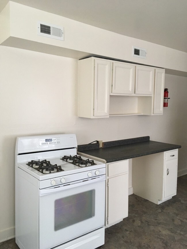 Foto del edificio - 2228 Cedar St