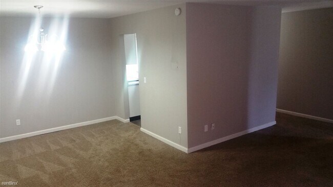 Foto del edificio - 3 br, 2 bath House - 3160 Hargrove Ln