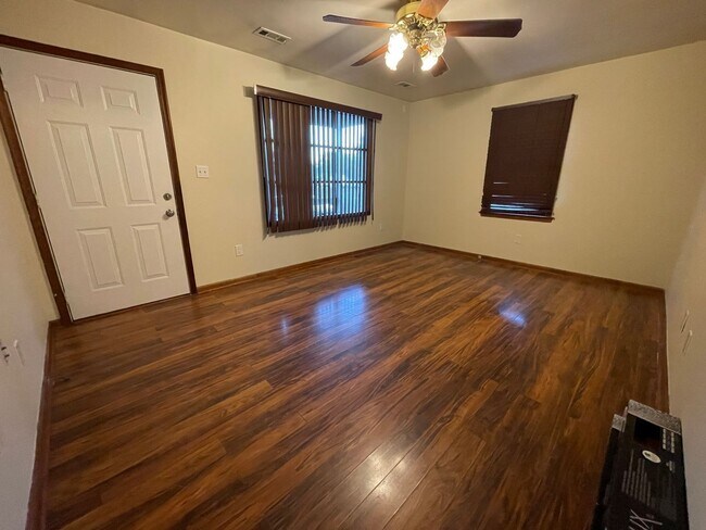 Foto del edificio - 3 Bedroom Rancher