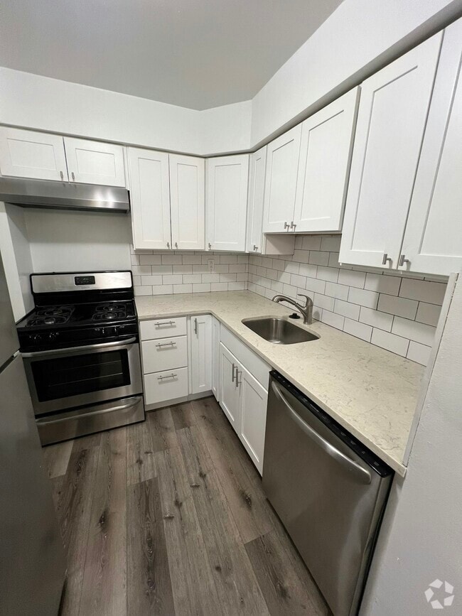 Building Photo - 3973 Lankenau Ave