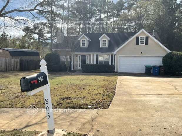 Primary Photo - 805 Summit Park Trail