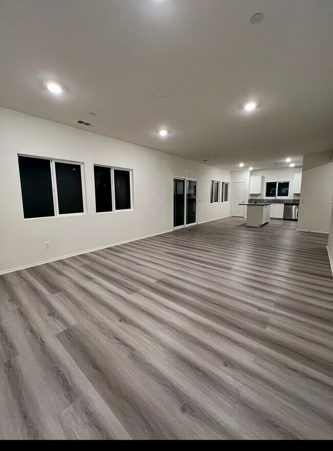 Building Photo - 4426 Jade Ct