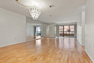 Building Photo - 3920 Mystic Valley Pkwy