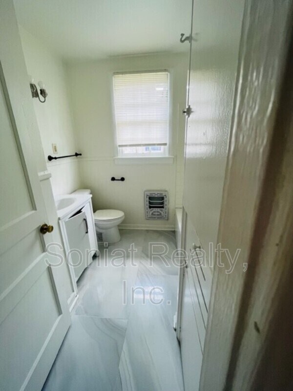 Foto del edificio - 2129 Mandolin St