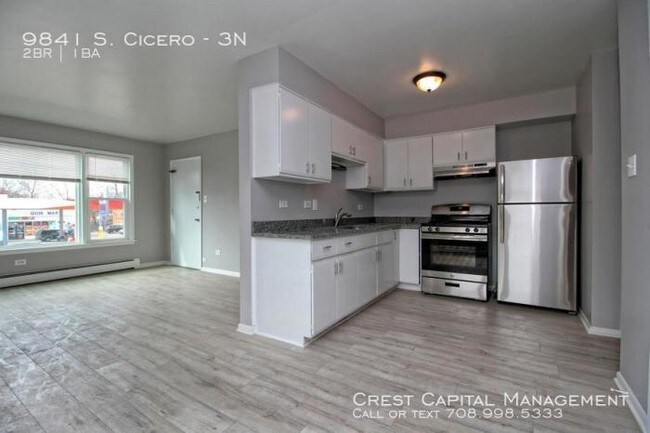 Building Photo - 2 bedroom in Oak Lawn IL 60453