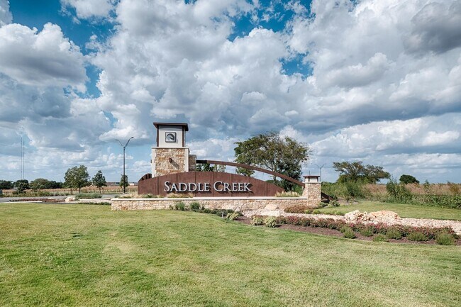 Building Photo - Brand new 4B/3B home in Saddlecreek!