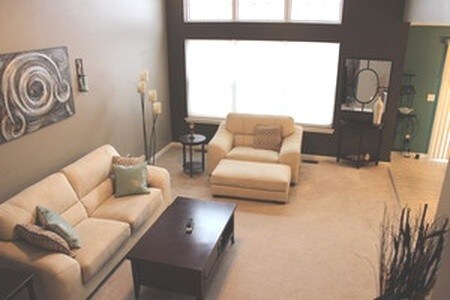 Foto del edificio - 723 Meridian Ct