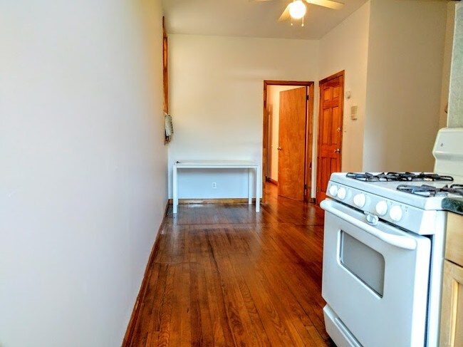 Foto del edificio - 1816 Summerfield St