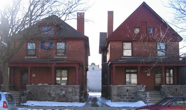 Building Photo - 410 Thompson St