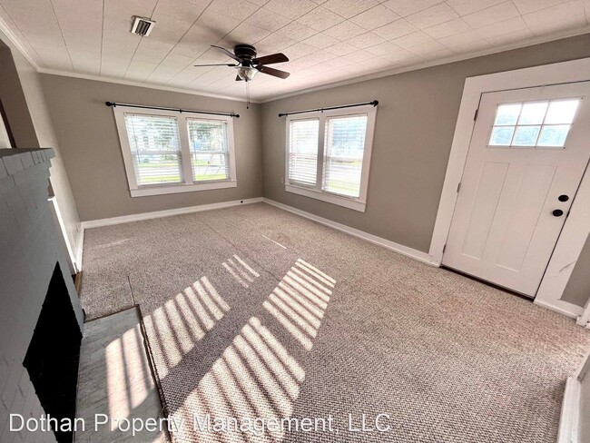 Building Photo - 3 br, 2 bath House - 109 N Broadway St