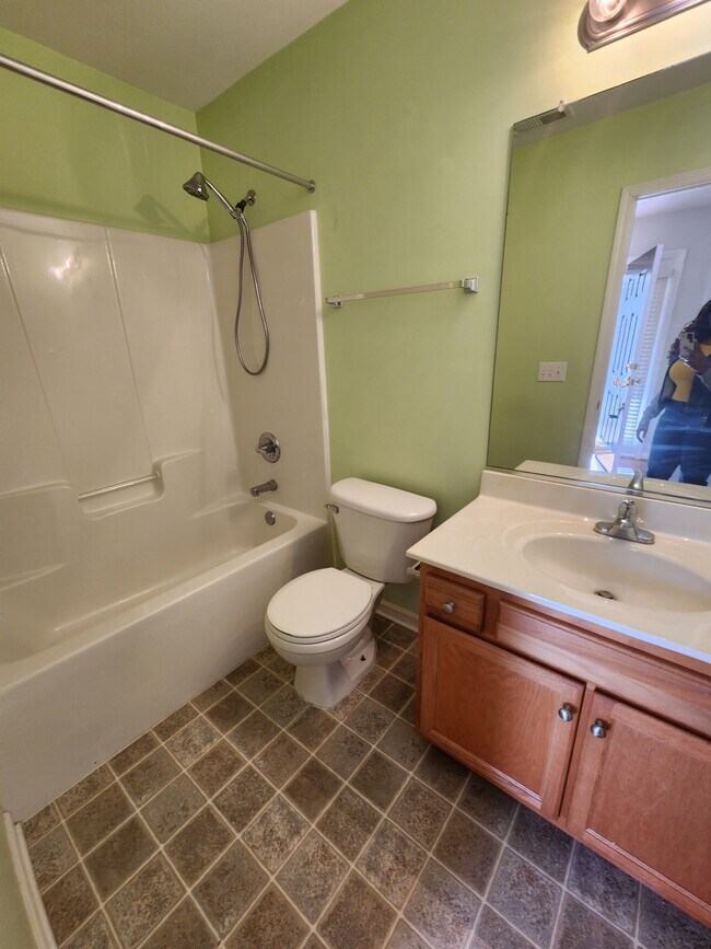 Foto del edificio - 5925 Bluestem Cir