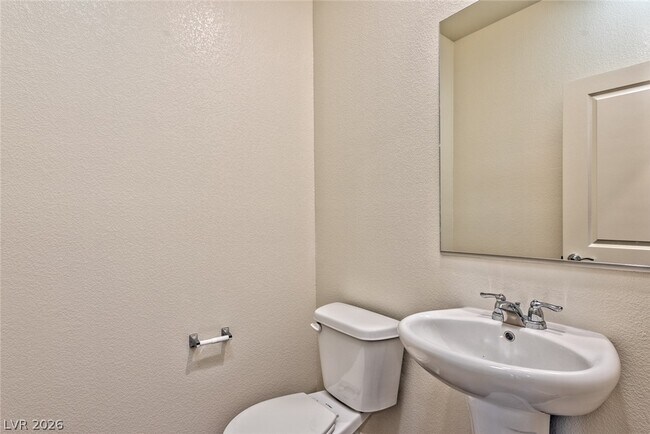 Foto del edificio - 4706 Turquoise Clfs Ave