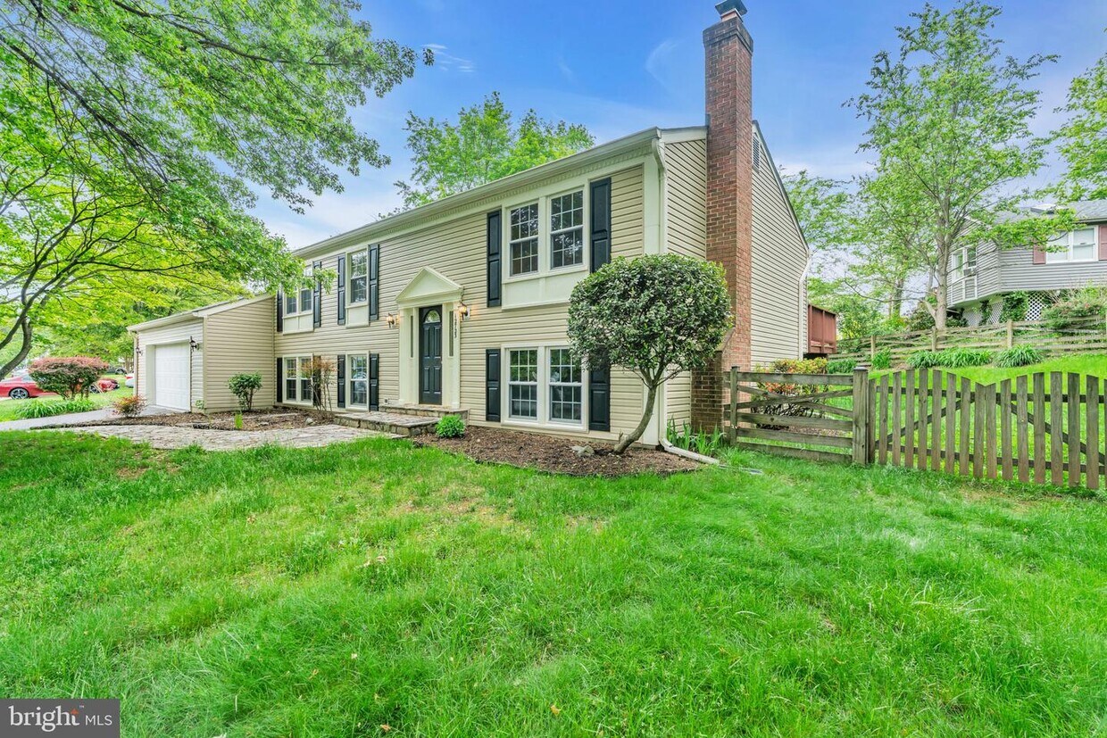 Primary Photo - 12723 Carlsbad Ct