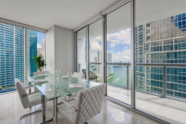 Foto del edificio - 485 Brickell Ave