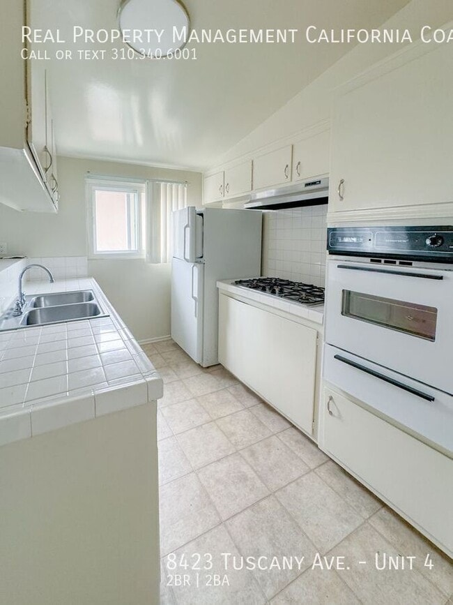 Foto del edificio - 8423 Tuscany Ave