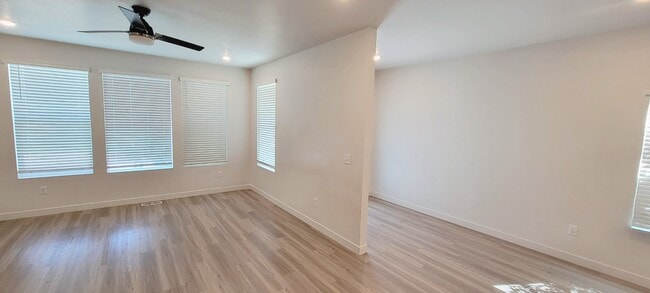 Building Photo - 11468 S Old Cedar Dr