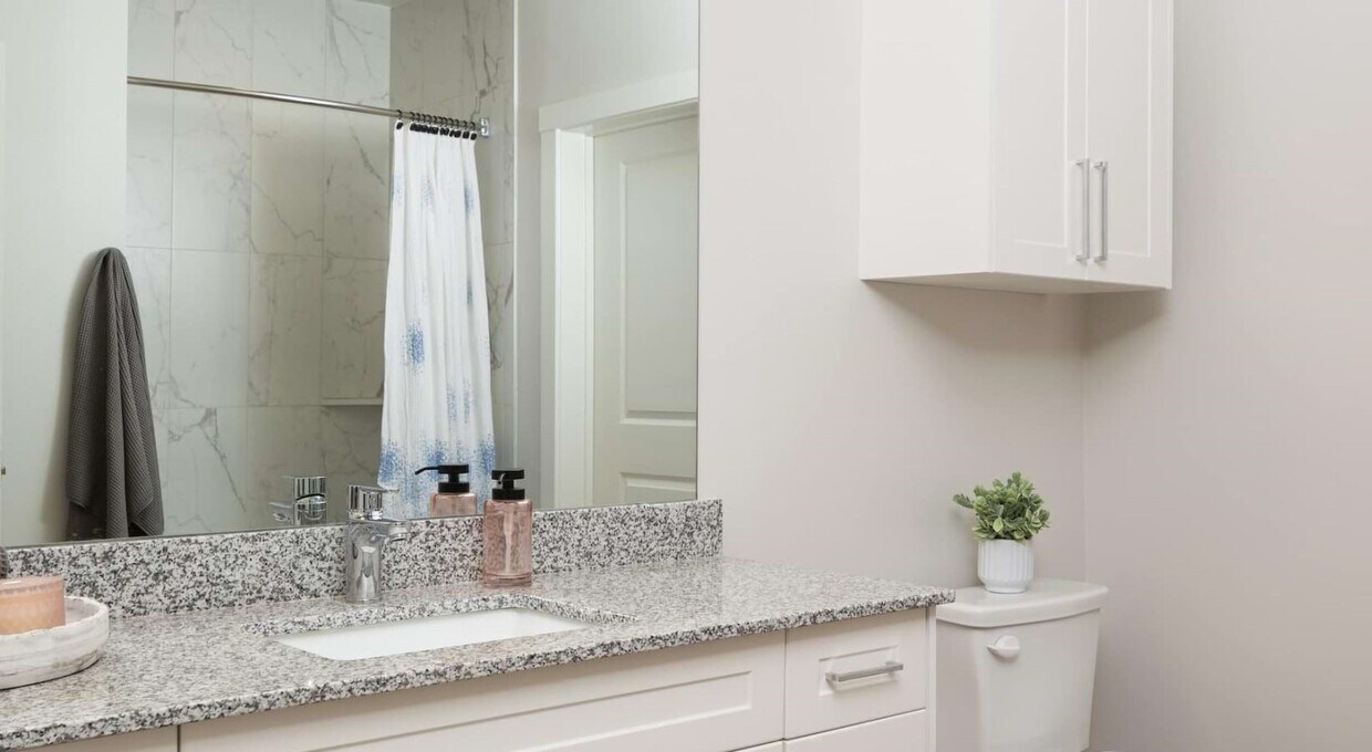 Foto principal - 19101 Town Ridge Ln