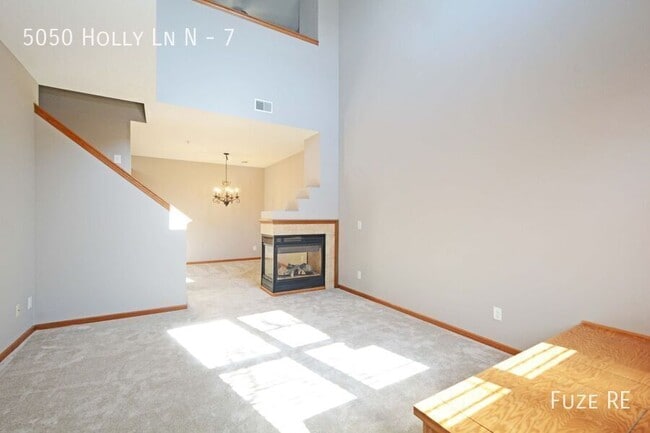 Building Photo - 5050 Holly Ln N