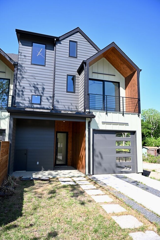 Building Photo - 514 Powell Cir