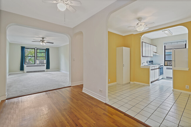 Eat In Kitchen With Dining Area - 2 Greenridge Ave