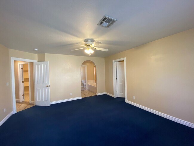 Building Photo - 4 br, 2 bath House - 629 S Main Street