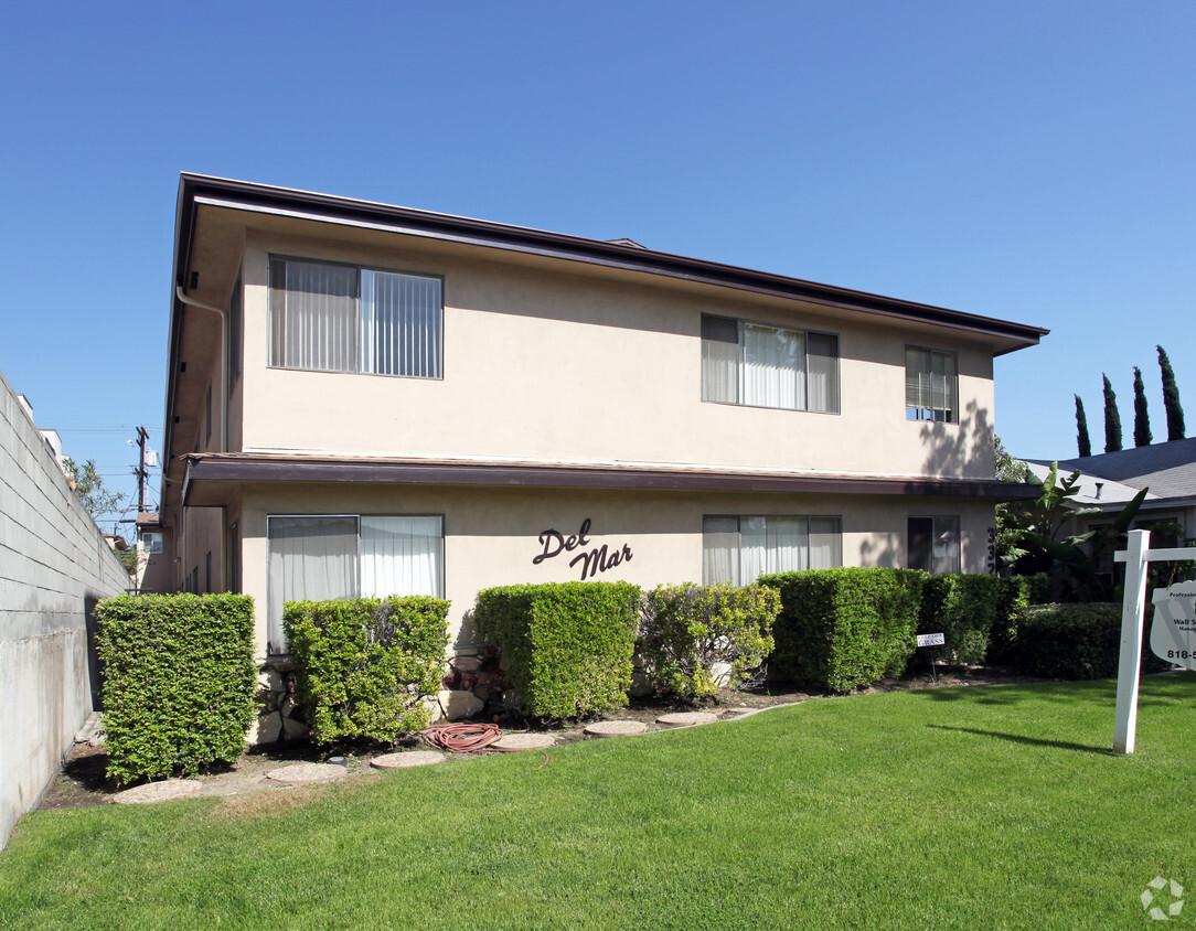 Building Photo - Del Mar Apartments