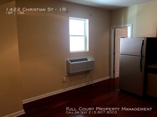Building Photo - 1422 Christian St