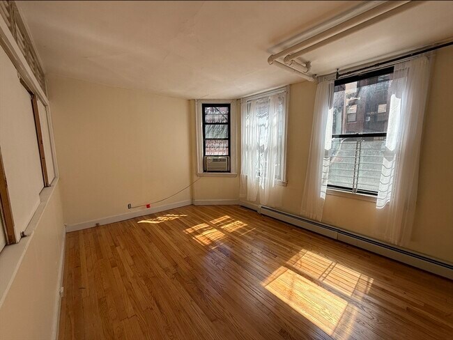 Foto del edificio - 337 Beacon St