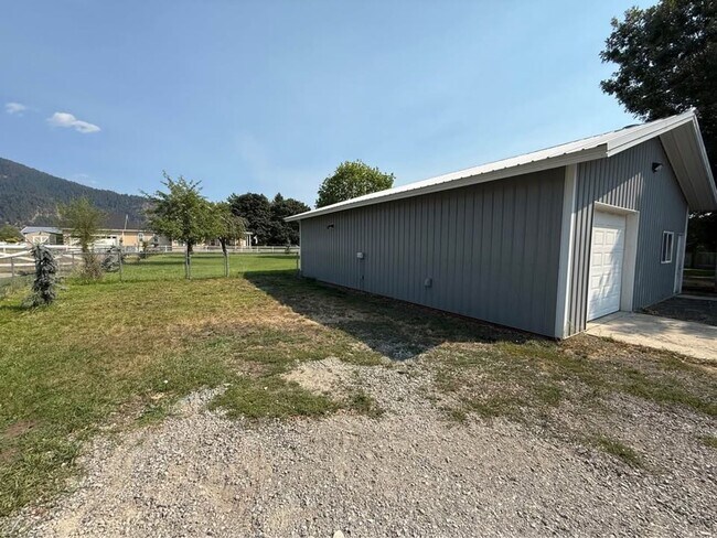 Building Photo - Dalton Home With Shop - Available Now!