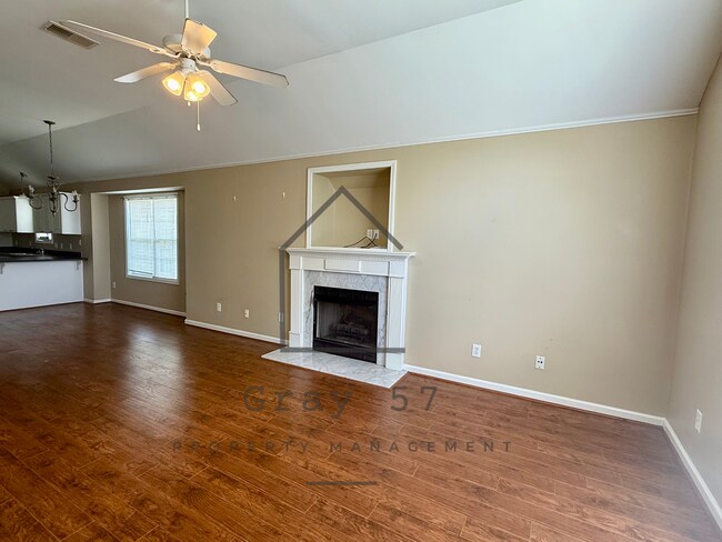 Foto del edificio - 3 bed, 2 bath home in Calera
