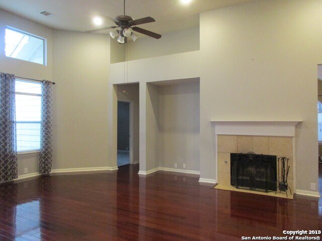 Building Photo - 26123 Lookout Oaks