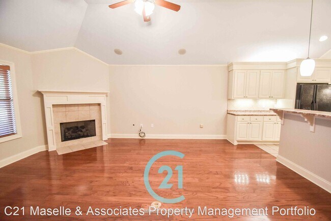 Foto del edificio - 3 br, 2 bath House - 428 Pinebrook Circle