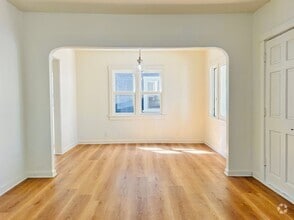 Building Photo - 3708 St Andrews Pl
