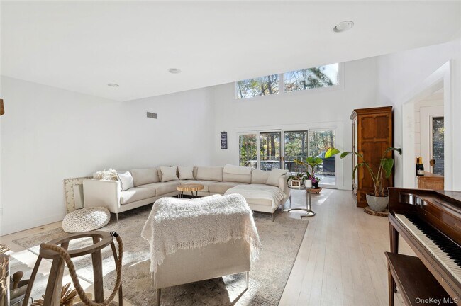 Foto del edificio - 6 Woodland Way