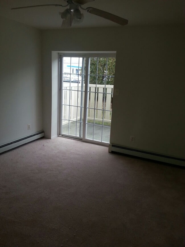 55+ Montauk Villas Senior Apartments 200 Curcio Ct West Babylon, NY