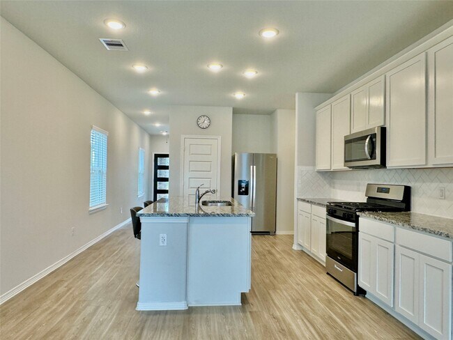 Foto del edificio - 23255 Spring Genesis Ln