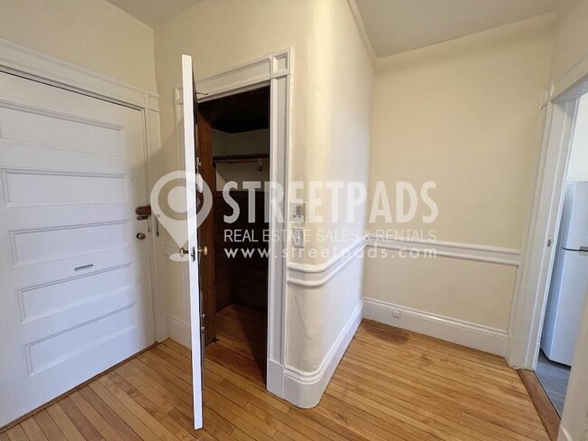 Foto del edificio - 1 bedroom in Cambridge MA 02138