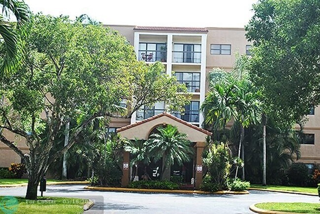 Building Photo - 701 NW 19th St