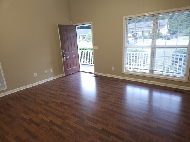 Building Photo - 1730 Norton Ct