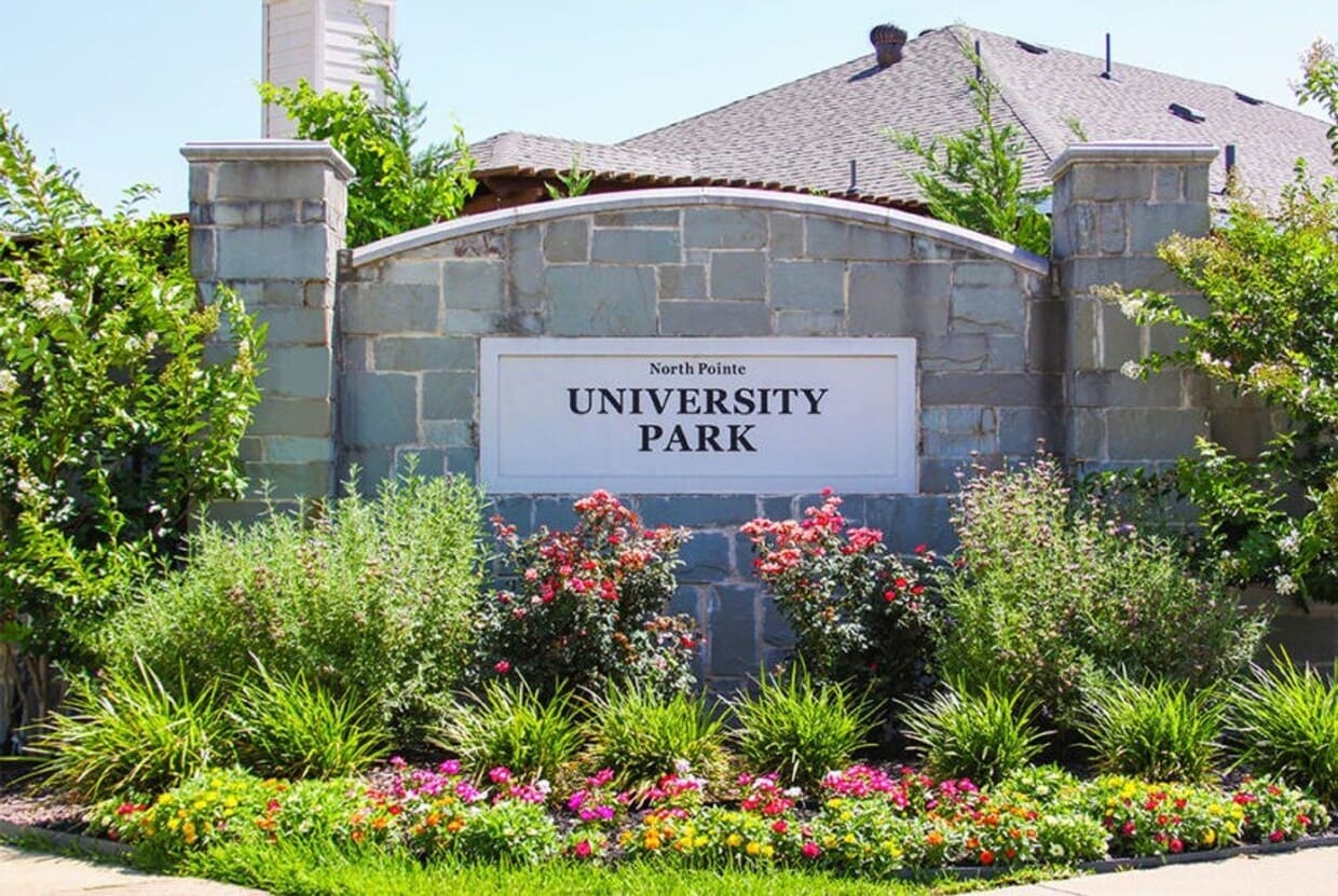 Foto del edificio - 3 Bedroom/2 Bath/2 Car Garage.