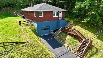 Building Photo - 27 Cornell Ave