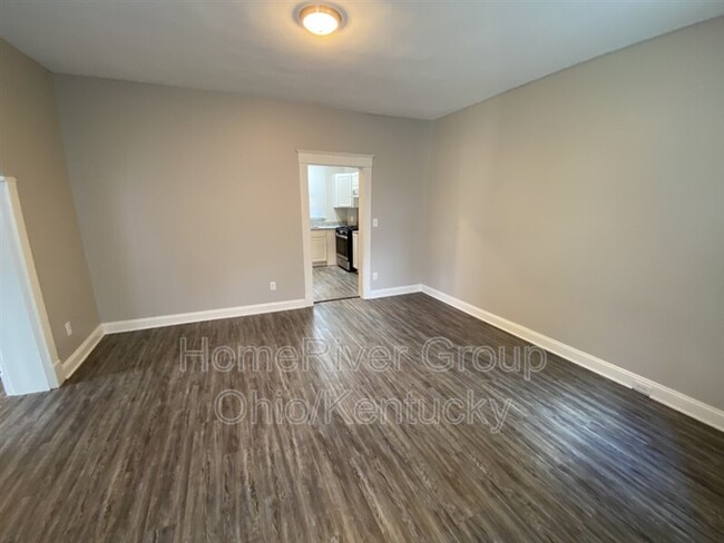 Building Photo - 130 Woolper Ave